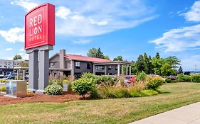 Red Lion Hotel Portland Airport 3*